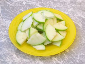 свинина с яблоками запеченая в фоьге