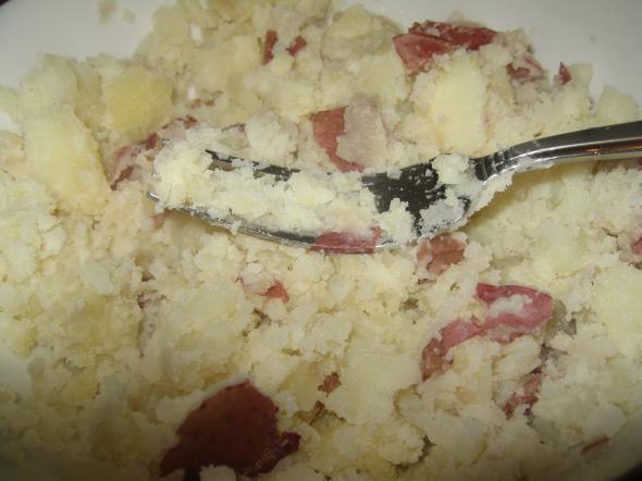 Кислая капуста тушеная со свининой