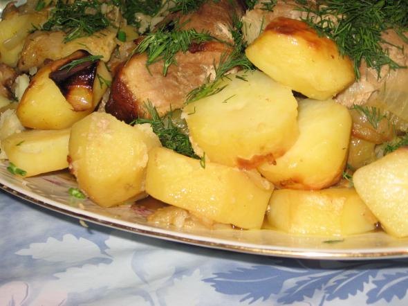 мясо тушонное с картофелем в пакете