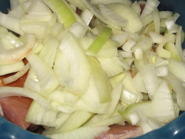 мясо тушонное с картофелем в пакете