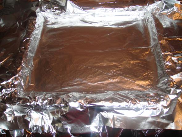 баранья нога с молодым картофелем и овощами