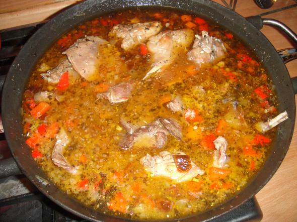 кролик с рисом