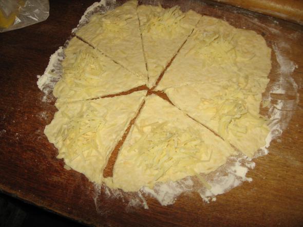 сырные рогалики