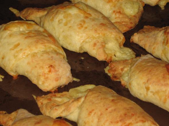 сырные рогалики