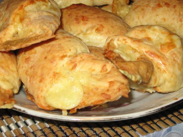 сырные рогалики