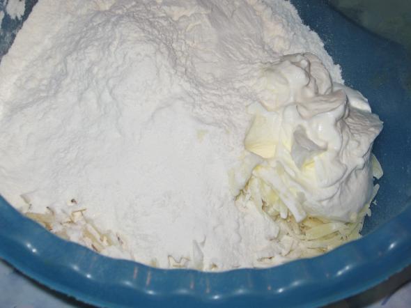 сырные рогалики