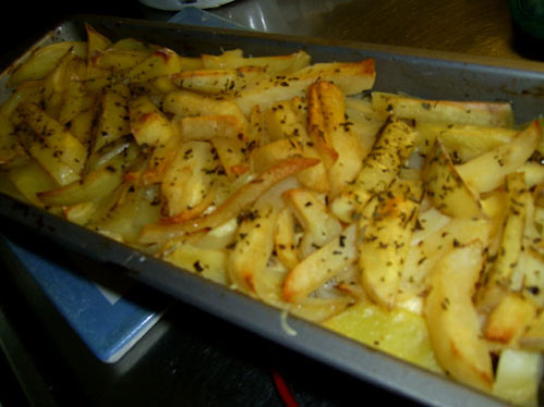 мясо в ананасовом соке с картошкой