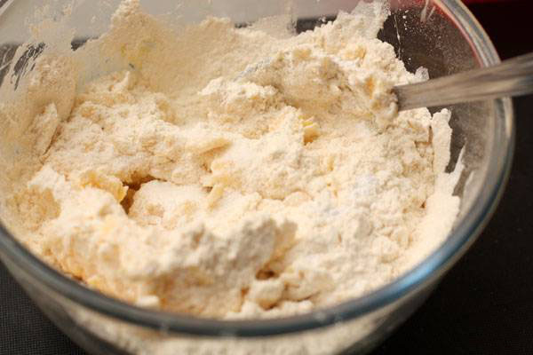 соленые крекеры с сыром