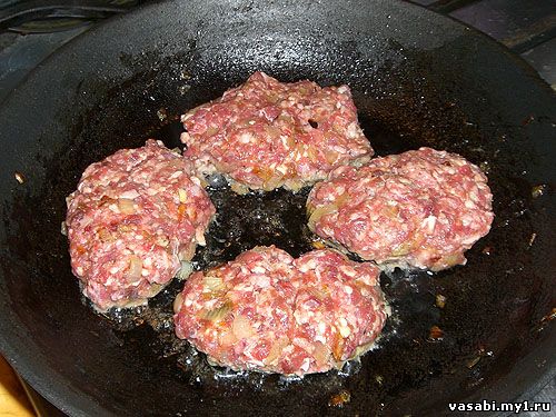 Котлеты вкусные, мясные. Смотри рецепт котлет