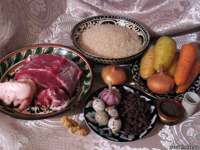"Бир гуруч - бир гушт", что означает «к каждой рисинке — кусочек мяса» (один рис – одно мясо).