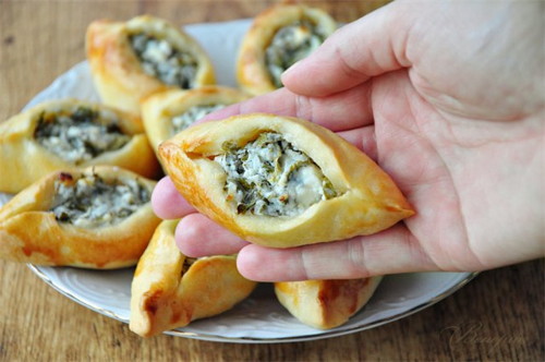 Погача(восточные пирожки) с сыром Фета