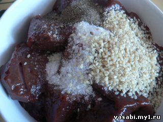 Говяжья печень на шпажках с картофелем