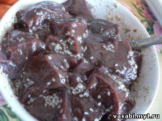 Говяжья печень на шпажках с картофелем