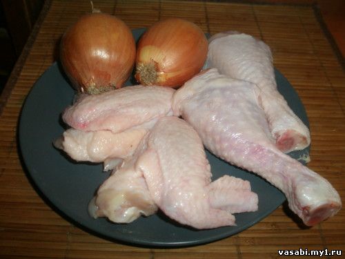 курица с изюмом под сметанным соусом